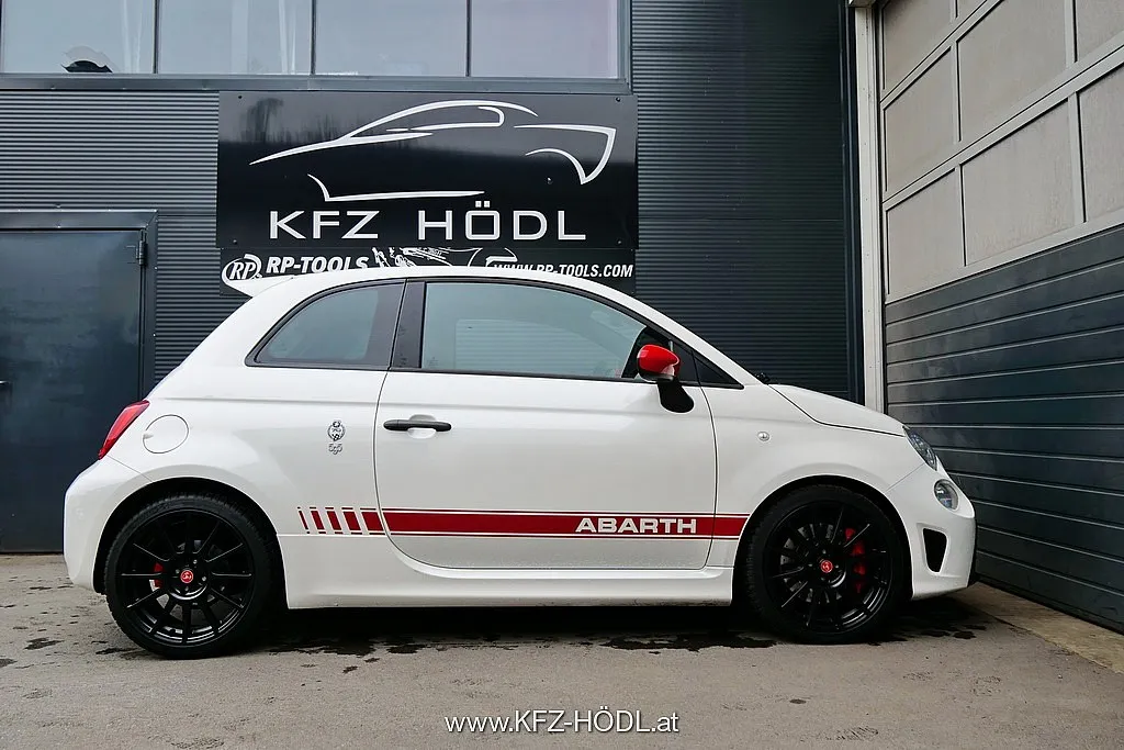 Abarth 595 Competizione MTA Image 5