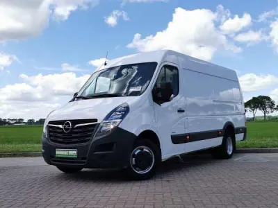 Opel Movano 2.3 L3H2 Dubbellucht!